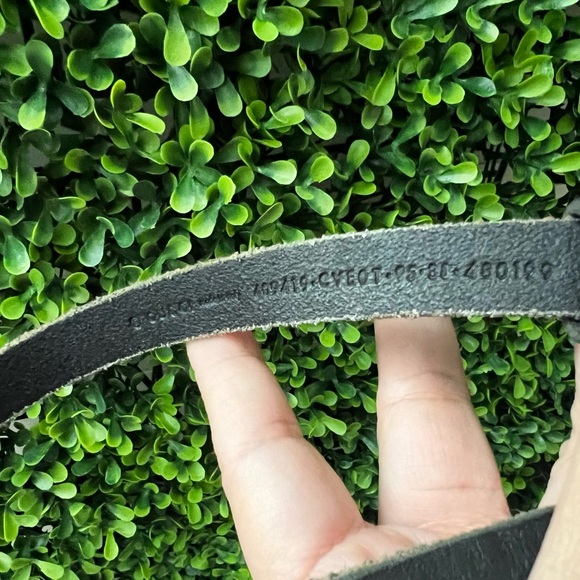 FIRM PRICE NEW  Gucci Thin Black Leather Feline Belt Size 95 - Picture 6 of 6